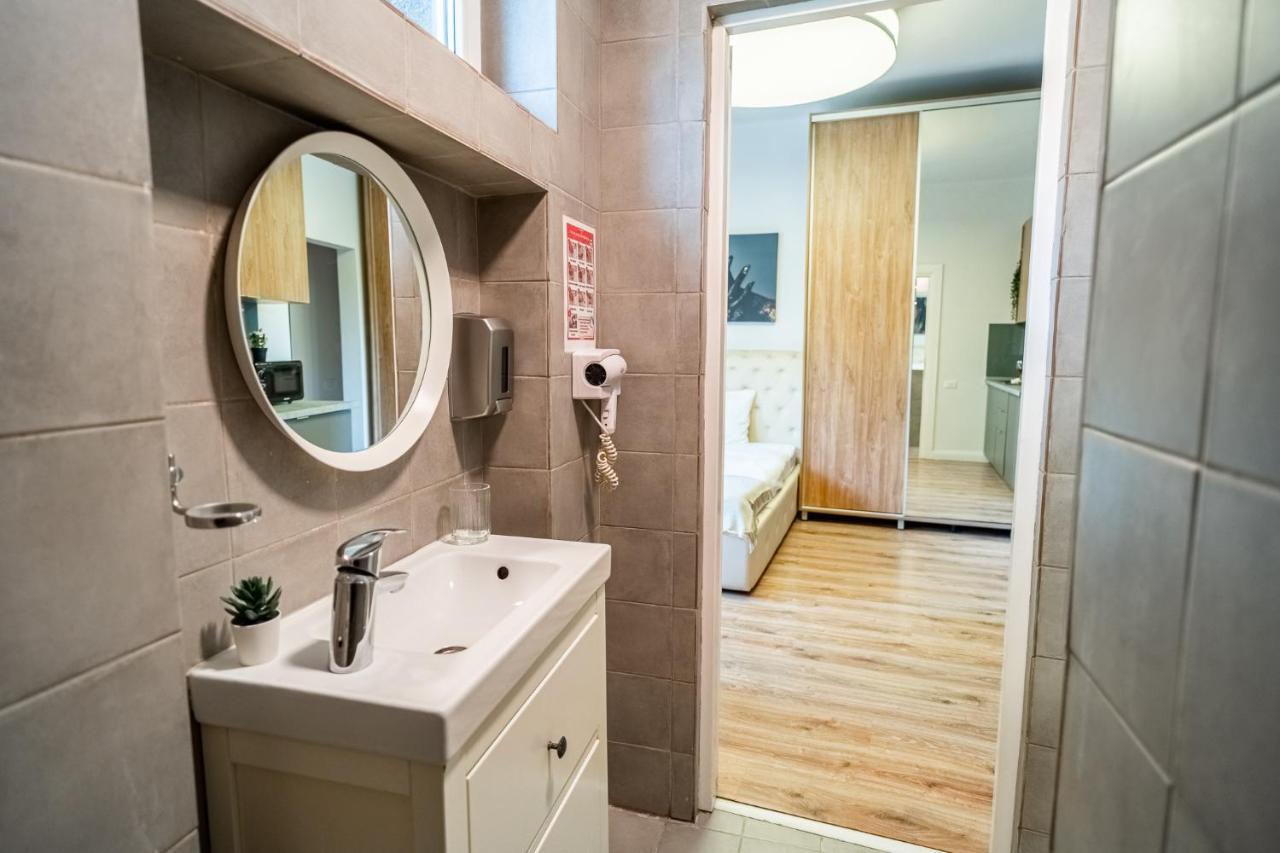 Cozy Apartments Near Calea Victoriei بوخارست المظهر الخارجي الصورة