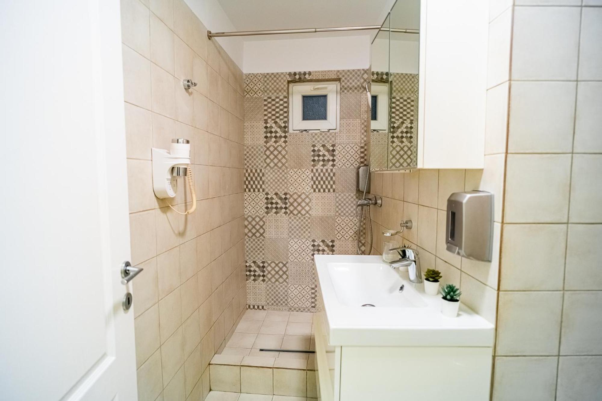 Cozy Apartments Near Calea Victoriei بوخارست المظهر الخارجي الصورة
